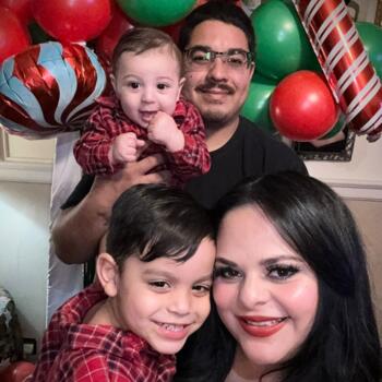 Babysitting job in Laredo: babysitting job Jose