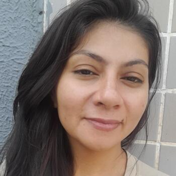 Babysitter in Brasília: Luana