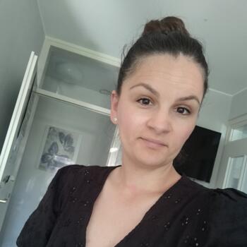 Babysitting job in Maribor: babysitting job Adna