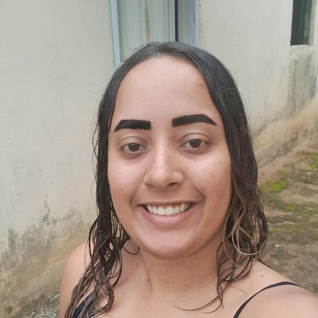 Babysitter in Aracruz: Thainá