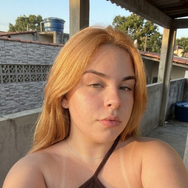 Babysitter in Joinville: Debora