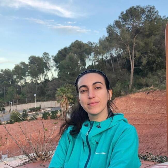 Babysitter in Barcelona: Maria Paula