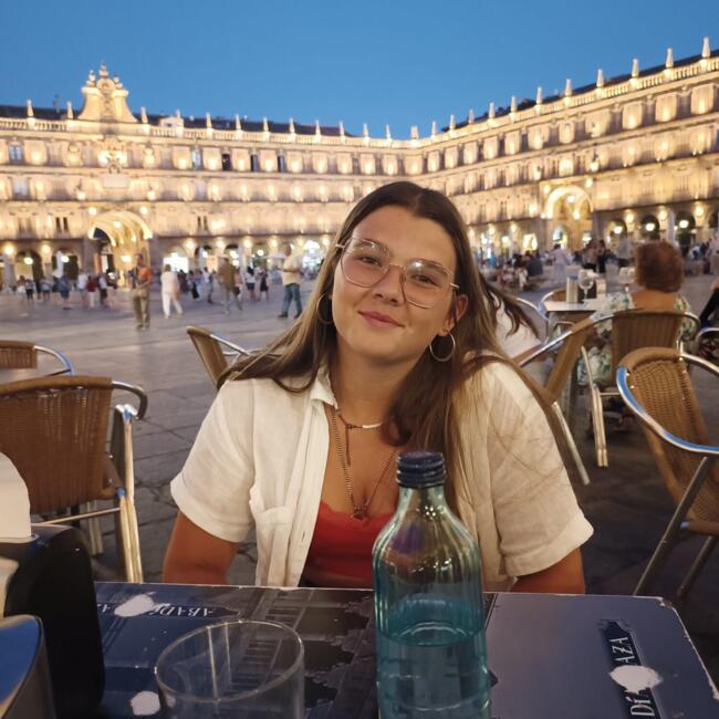 Babysitter in Sintra: Diana