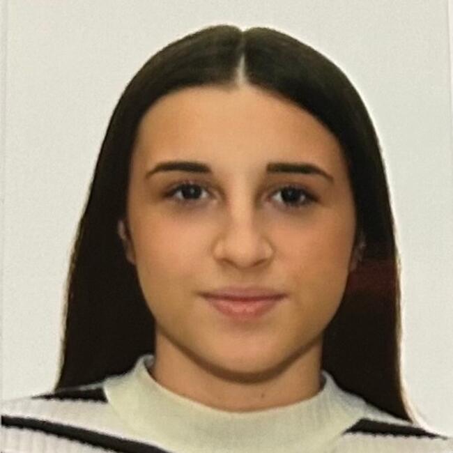 Babysitter in Mislata: Claudia