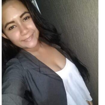 Babysitter in Trindade: Thaynara