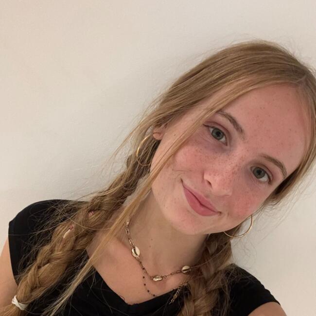 Babysitter in Barcelona: Veronica