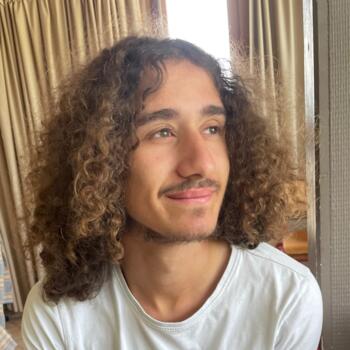 Babysitter in Saint-Ouen: Bilel