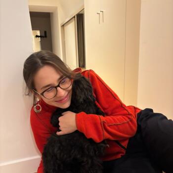 Babysitter in Paris: Klara