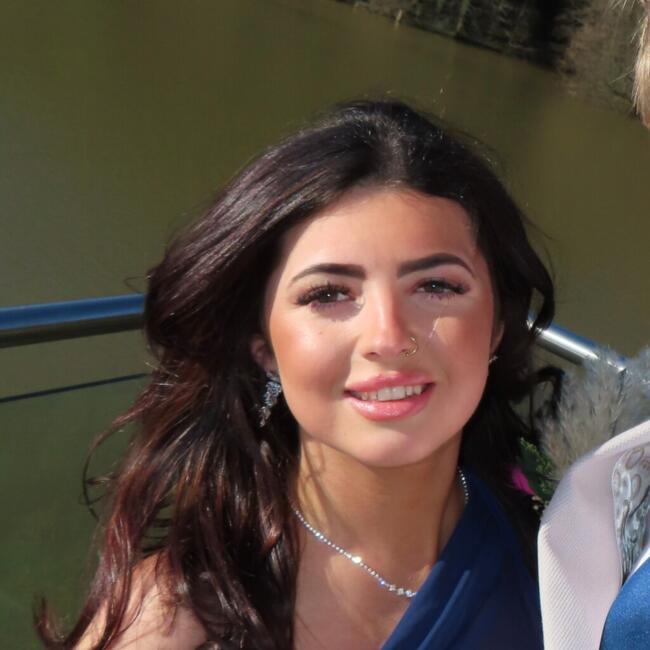 Babysitter in Cardiff: Tinesha