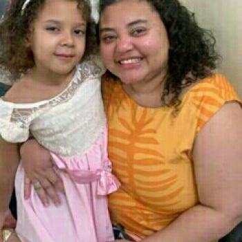 Babá Niterói: Debora