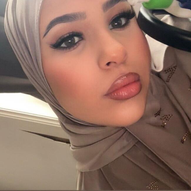 Babysitter in Sint-Agatha-Berchem: Lina