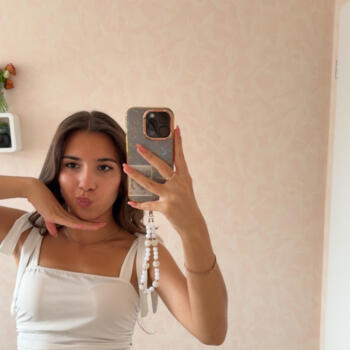 Babysitter in Euskirchen: Adelina