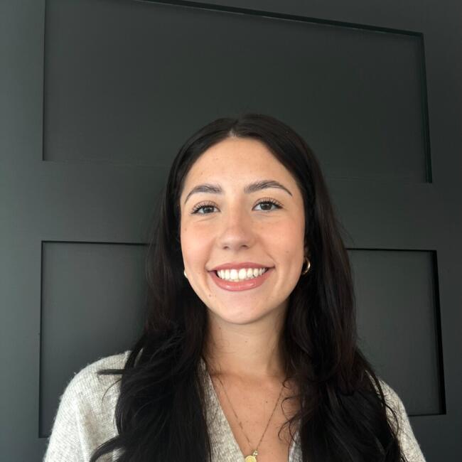 Baby-sitter in Vancouver: Lauren