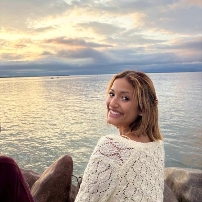 Babysitter in Sutton: Maia