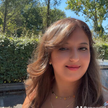 Babysitter in Belfort: Hanane