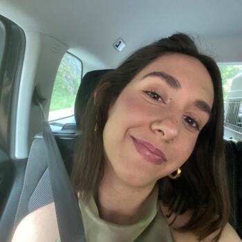 Babysitter in Oviedo: Laura