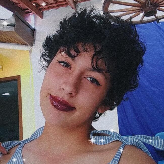 Babysitter in Caxias do Sul: Rafaella Camargo