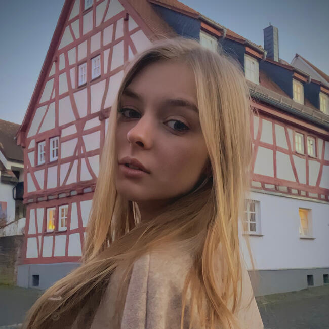 Babysitter in Wien: Mariia-Yelyzaveta