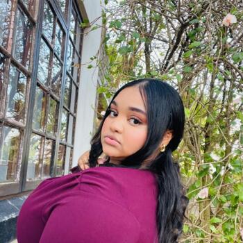 Nanny in Abbotsdale: Shermekia