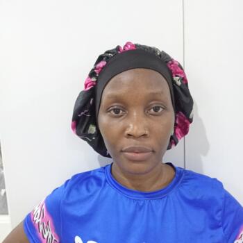 مربية أطفال في الرياض: Namombwe