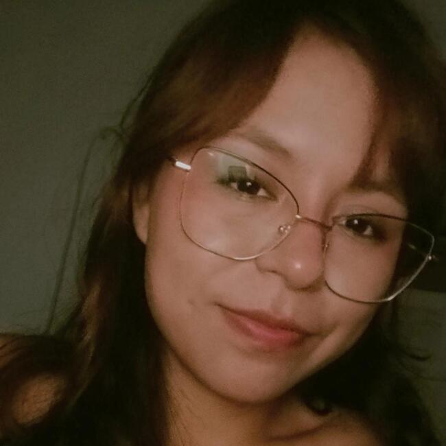 Babysitter in Murcia: Tania estefanny