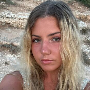 Baby-sitter in Gérone: Martinna