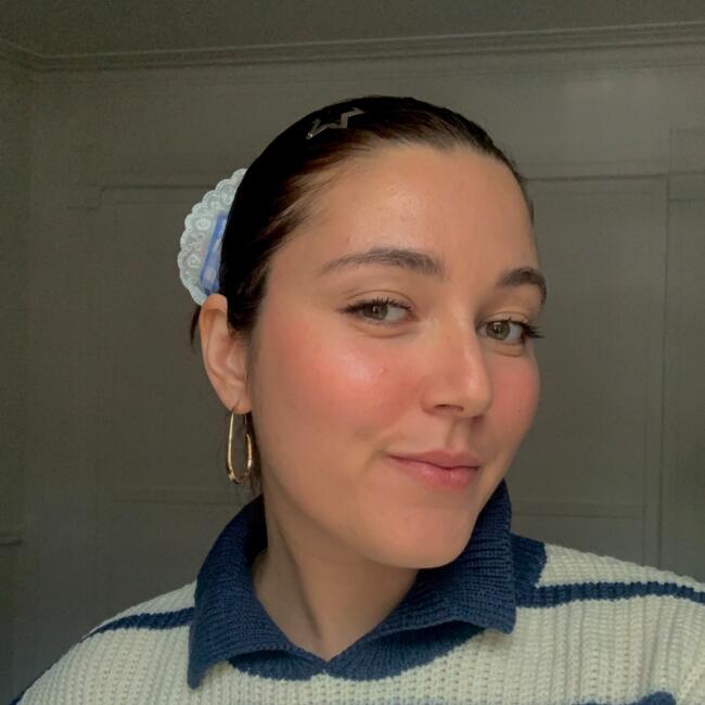 Baby-sitter in Montréal: Zoe