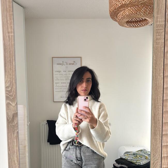 Baby-sitter à Miribel: Samia