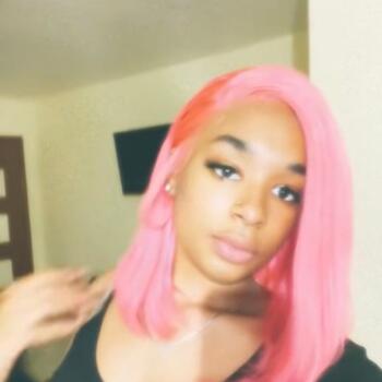 Babysitter Miami: Sky