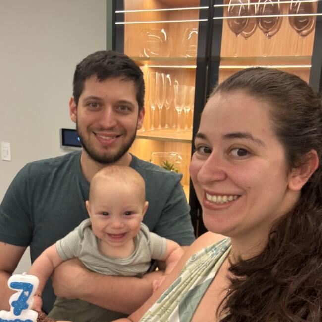 Emprego de babá em Anápolis: Nayara