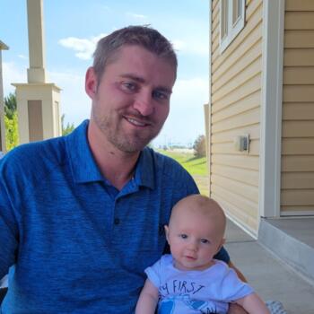 Nanny job in Commerce City: babysitting job Tanner