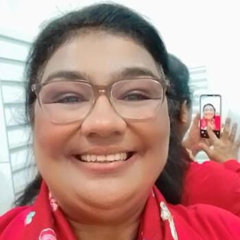 Babysitter Campinas: Lourdes