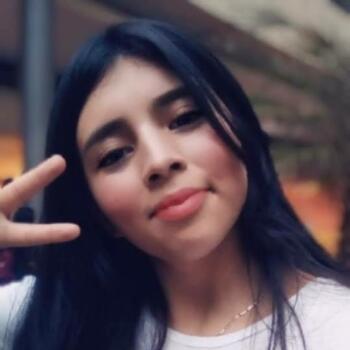 Babysitter in Mexico City: Vale