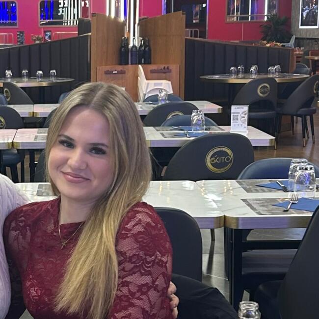 Baby-sitter in Volketswil / Volketswil (Dorf): Layah