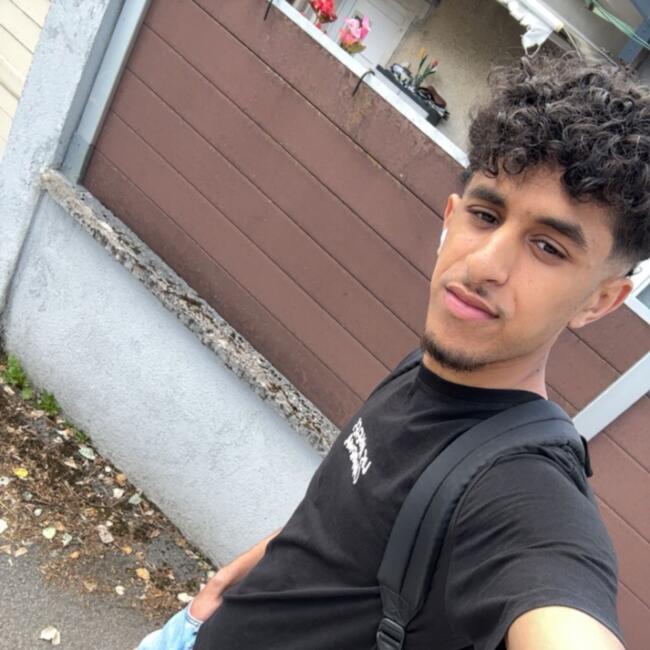 Babysitter in Épinal: Rayan