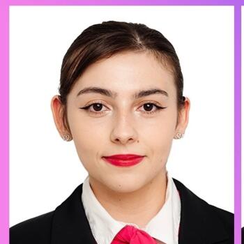 Babysitter in Alba Iulia: Elisa