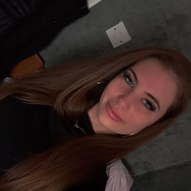 Babysitter in Canterbury: Juliette