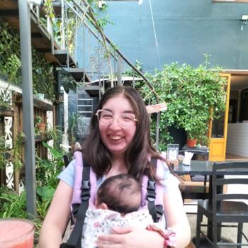 Trabajo para niñera en Viña del Mar: trabajo de niñera Loreto Aedo