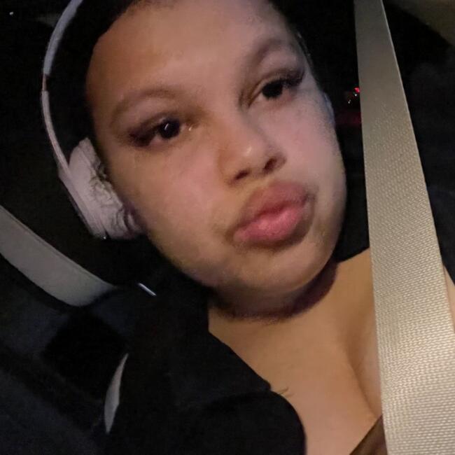 Babysitter in Victorville: Toni