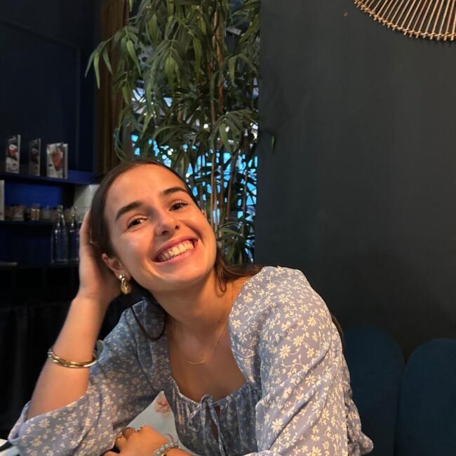 Babysitter in La Couronne: Suzanne