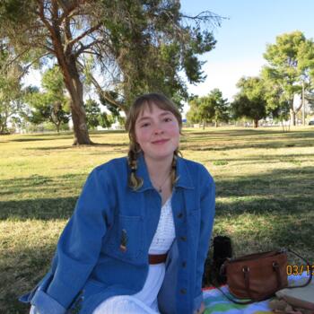 Babysitter in Phoenix: Sarah