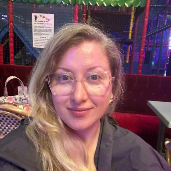 Babysitting job in Tours: Laura