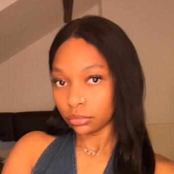 Niñera en Thionville: Célia