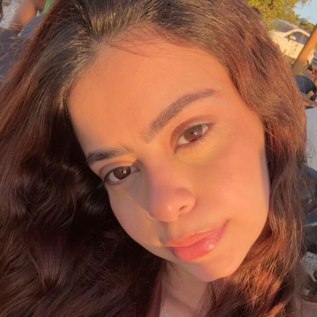 Babá em Brasília: Gabriela