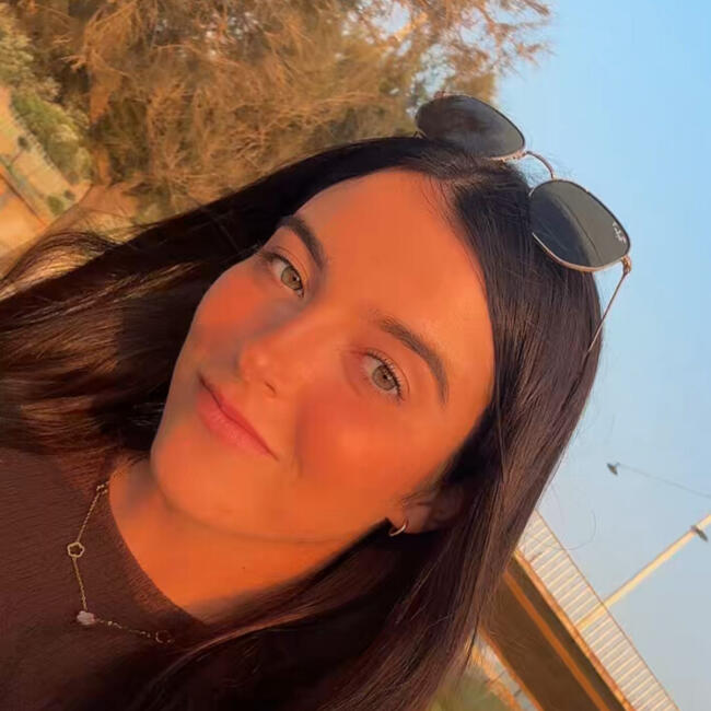 Babysitter in Porto: Inês