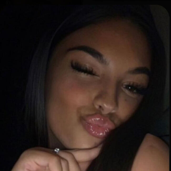 Babysitter in Marignane: Syrine