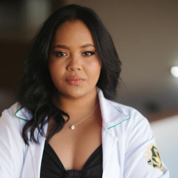 Babysitter Londrina: Maria Fernanda