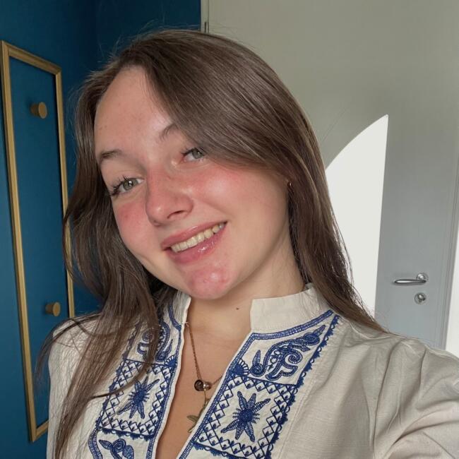 Babysitter in Aizenay: Lilou