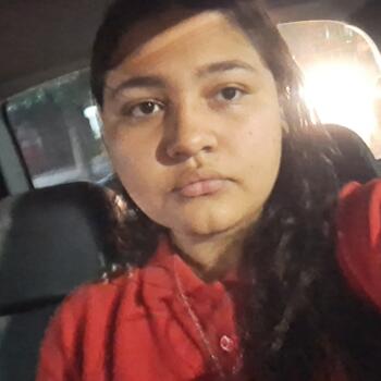 Niñera en Quilmes: Morena