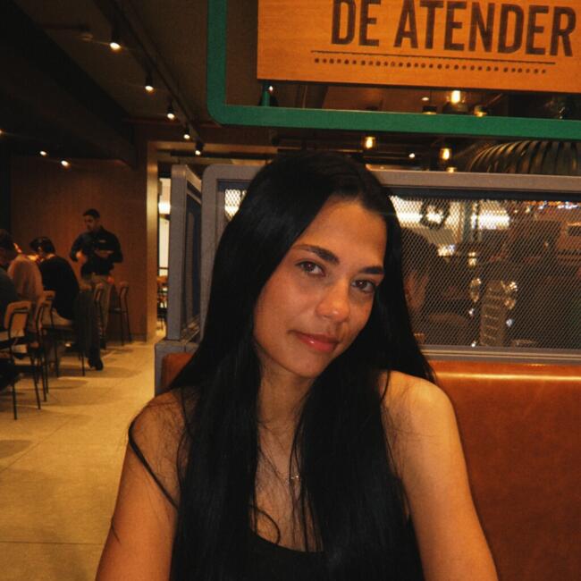 Babysitter in Florianópolis: Milena